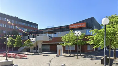 Trivsamt kontor i Bredängs Centrum.