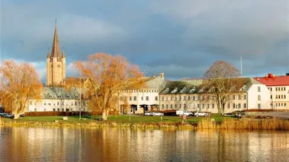 Kontorsytor med vacker sjöutsikt - i centrala Mariestad!